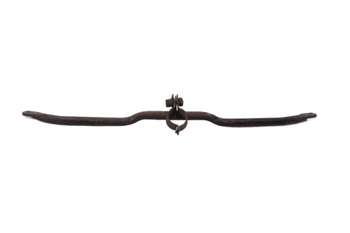 Fairing strut retainer front - fairing,
