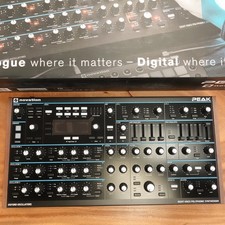 Novation Peak 8 Voice