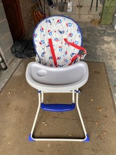Compact Folding Childs Highchair With Tray. In Excellent Condition
