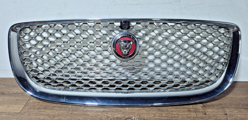 2016 jaguar 0d - 3.0d, front