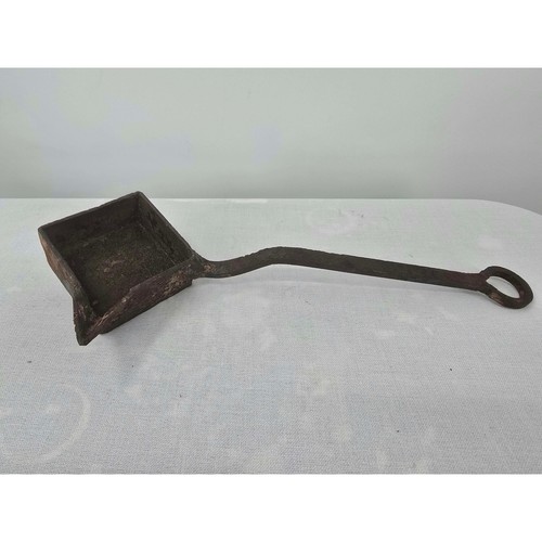 Antique cast iron - square, lead