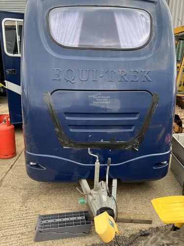 Equitrek horse trailers - horse,