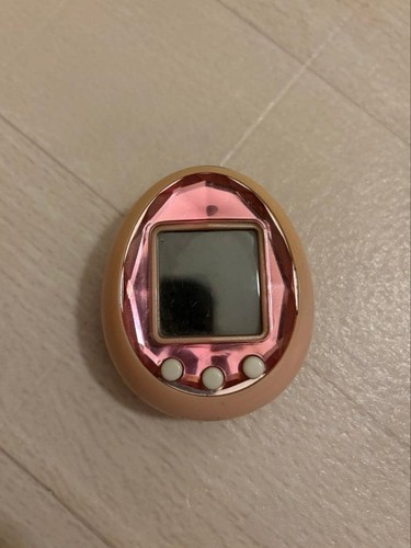 Tamagotchi version pink - tamagotchi,