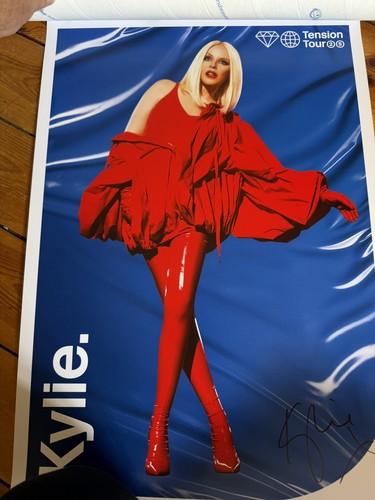 Kylie minogue tension - -, tour
