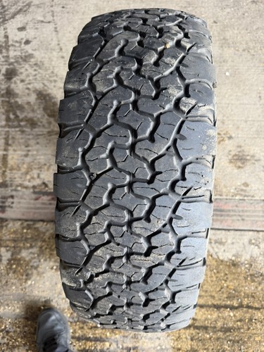 Tyre 245 16 - 70, bf