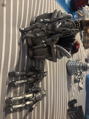 Doctor who cyber controller - doctor,