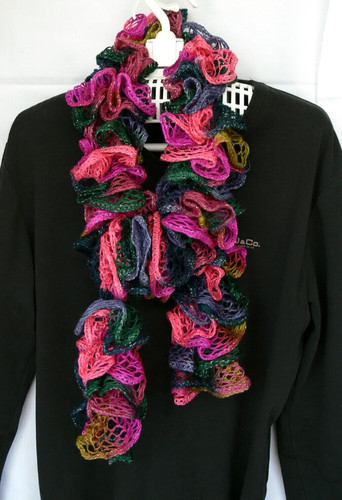 Scarf frilly flamenco magenta - scarf,