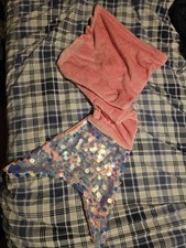 Mermaid Tail Blanket. Pink