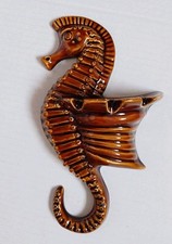 Rare Babbacombe Pottery Seahorse Wall Pocket Plant Pot Planter Devon Studio Art