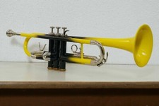 Trumpet  SALE NEW YELLOW BLACK BRASS COLOUR STUDENT Bb FLAT TRUMPET FREE CASE