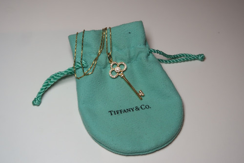 Tiffany crown key - tiffany, 18k