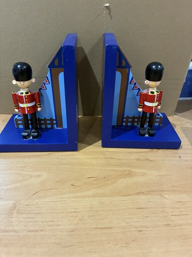 Wooden british royal - wooden,