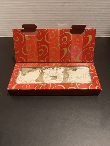 Avon 2001 bisque porcelain - 2001,
