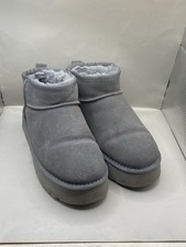 UGG Ladies Midi Slipper Boots Size 8, Grey