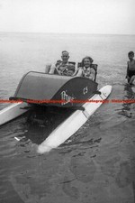 F006327 A woman with a man