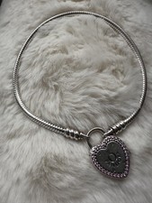 Pandora 'Lock Your Promise'