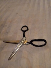 pinking shears CG Japanese