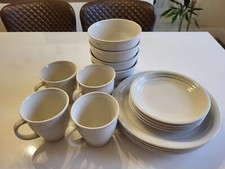 Dinner plates set - 16 pieces