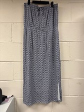 MATALAN NAVY & WHITE STRAPLESS