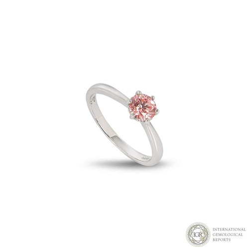 White gold fancy intense - white,