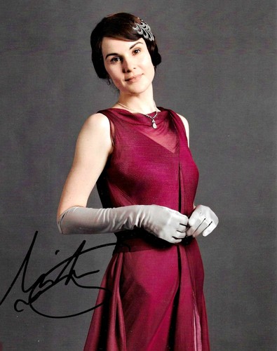 Michelle dockery autograph - michelle,