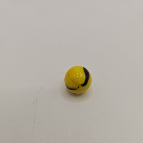Vintage akro agate bumblebee - vintage,