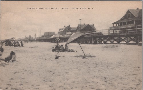 Scene along the - beach, front