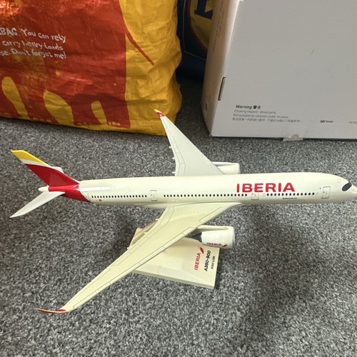 Iberia airbus a350 - a350-900, civil