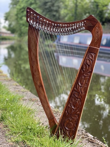 Stings lever harp hand - stings,