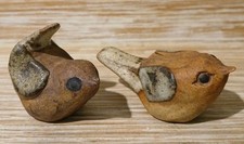 2 x Vintage Tremar Pottery Cornwall Miniature Baby Birds (B35)
