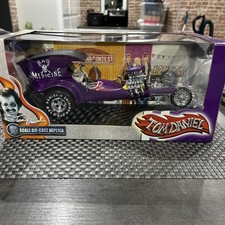 1/18th toy zone  Iron Legend Tom Daniel bad medicine redline era 