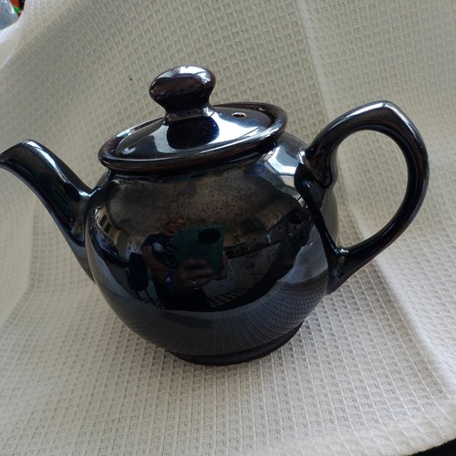 Vintage small sadler teapot - vintage,