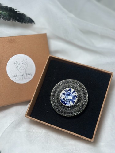Vintage delft dutch necklace - vintage,