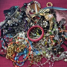 Job lot broken jewellery - broken, craft