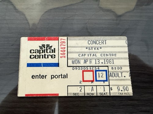 Styx front row - front,