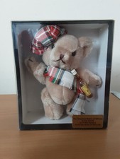 "THE SMALLEST BOTTLE OF WHISKY IN THE WORLD" MINIATURE TEDDY BEAR. BOXED. 