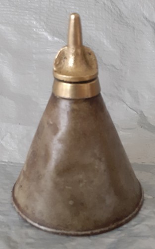 Vintage brass oil can - brass,