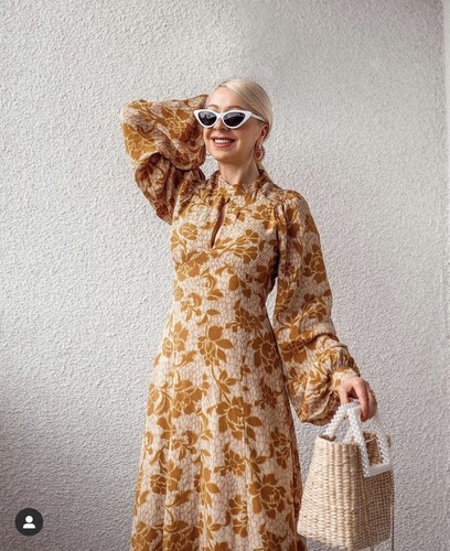 Bnwt zara floral - bnwt,