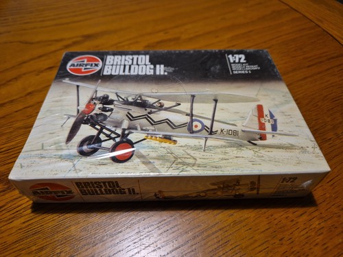 Airfix bristol bulldog kit - 11,