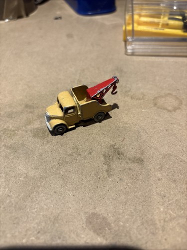 Moko lesney wreck truck - a,