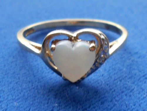 Gold opal heart ring - gold,