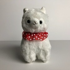 AMUSE Frilly Alpacasso White
