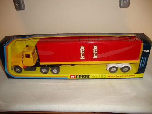 Corgi 1106 mack container - 1106,