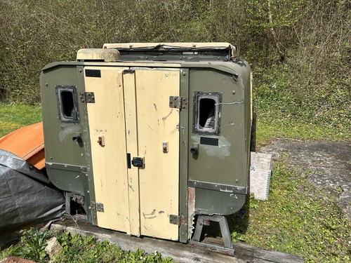 Armoured landrover defender - armoured,
