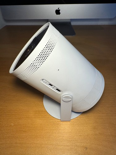 Samsung the freestyle 1st gen - samsung,