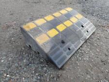 Rubber Kerb Ramp Heavy Duty 600mm Wide 150mm High Black And Yellow - Used