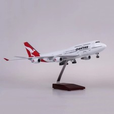 Extra Large Qantas Boeing 747 Aircraft Model Plane Toy Gift - 1/150 Scale