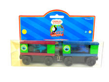 Learning Curve Aquarium Cars Thomas & Friends Wooden Railway Locomotive Boxed