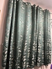 Green Shiny Leaf Curtains