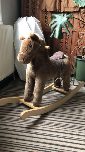 Mamas and papas - mamas, horse